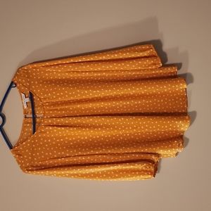 Yellow and white top